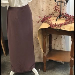 Laura Scott lined long skirt